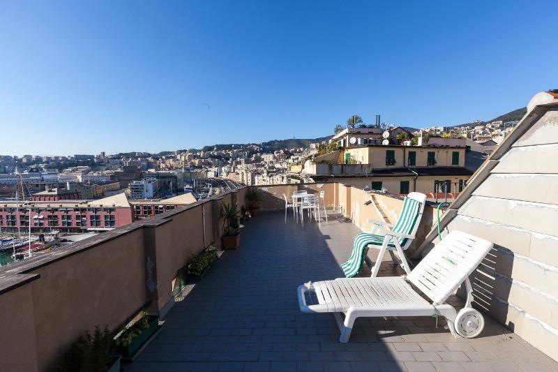 Sunflower Apartment With Private Terrace And Lift ジェノヴァ エクステリア 写真